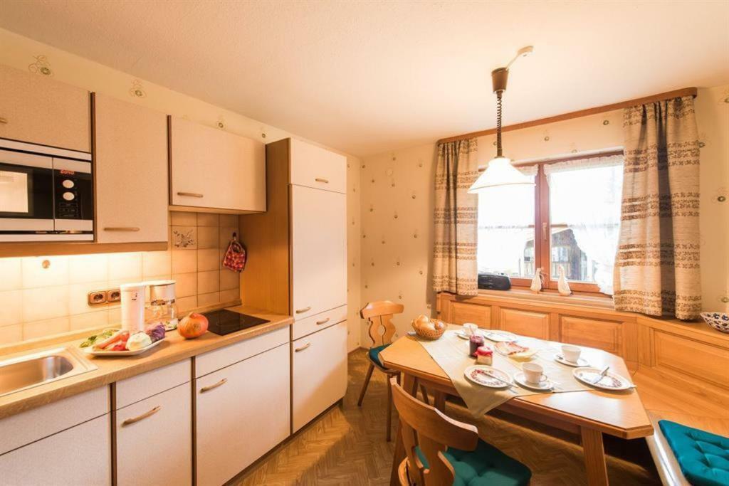Haus Brigitte Apartment Bad Hindelang Bagian luar foto